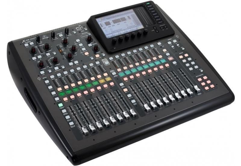 Behringer X32 COMPACT
