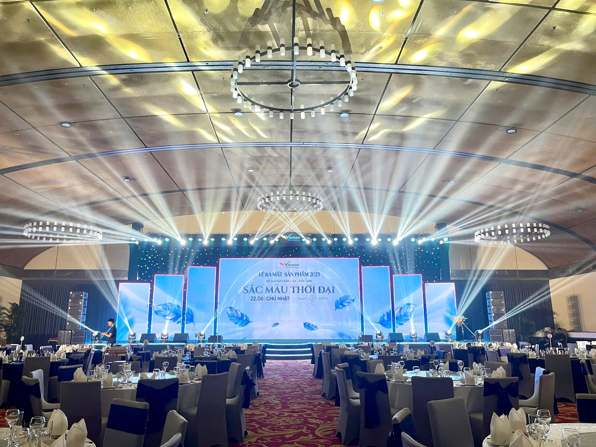 CAF-VR-112-PRO-HINH-ANH-THUC-TE-1