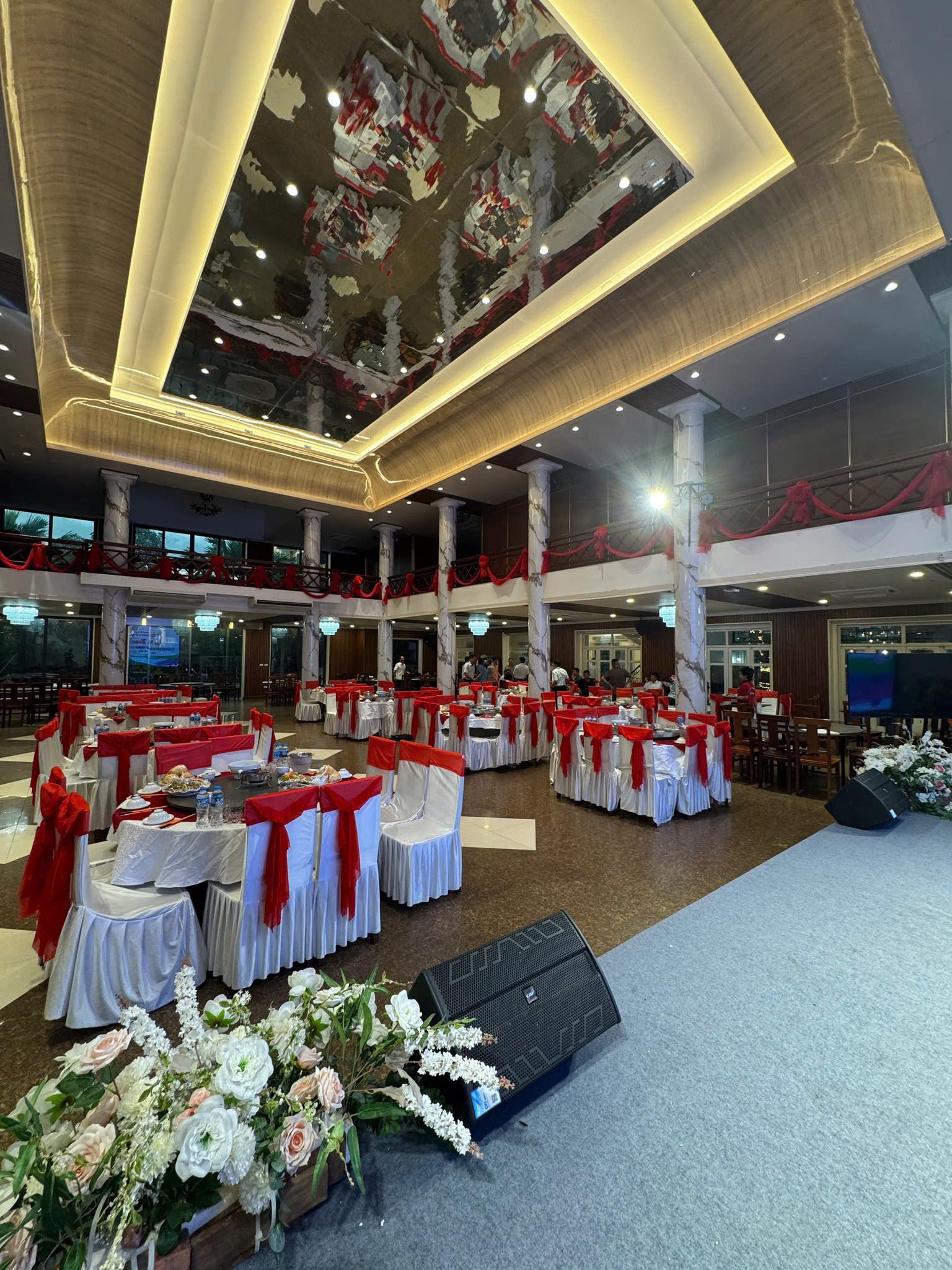 AVV-DU-AN-NHA-HANG-379-MINH-NGA--1