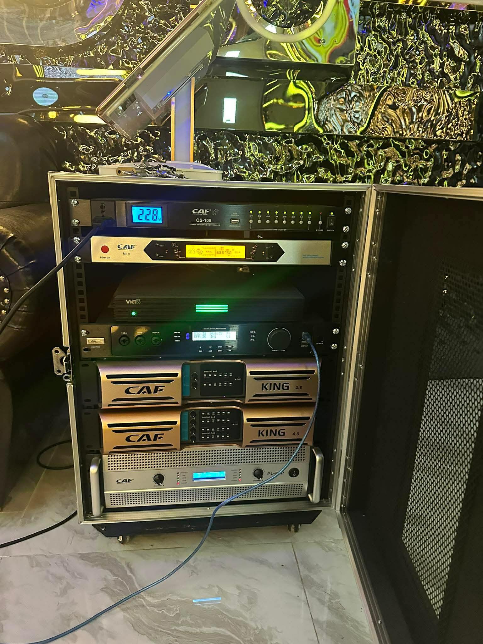 KARAOKE-DE-NHAT_BINH-DINH_CAF-AUDIO_UK-12P-UK12-5