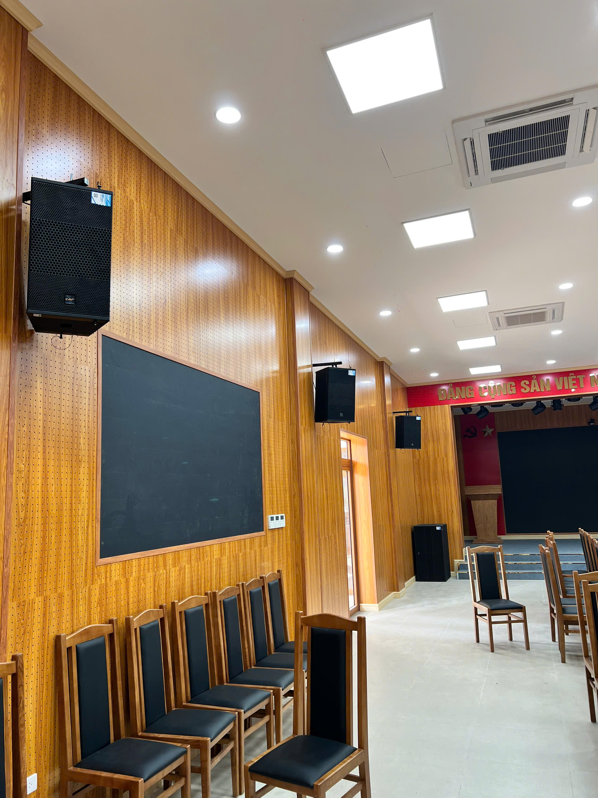 AVV_PHONG-HOI-TRUONG-BENH-VIEN-HA-DONG-2