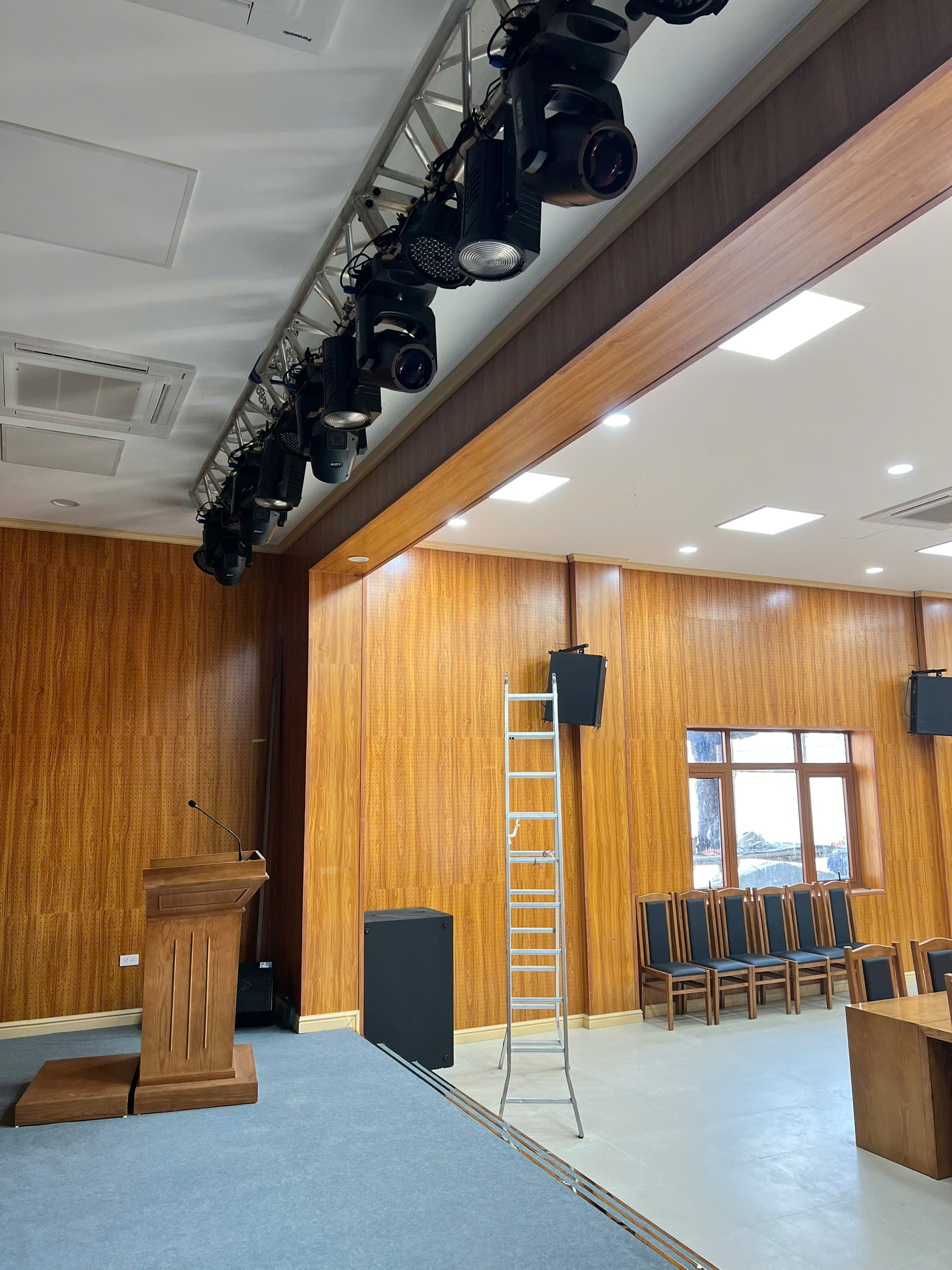 AVV_PHONG-HOI-TRUONG-BENH-VIEN-HA-DONG-3