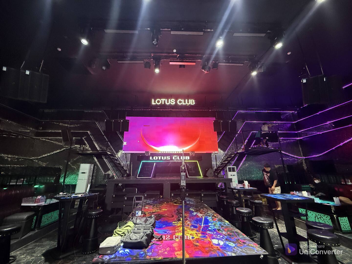 LOTUS-CLUB-SAM-SON-2