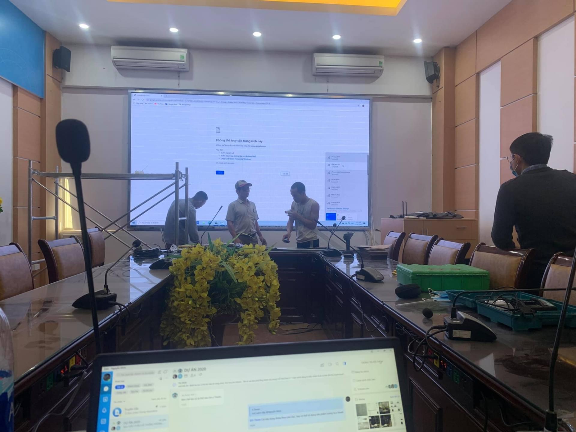 AV-VIET-NAM-thi-cong-man-hinh-led-ha-noi-2