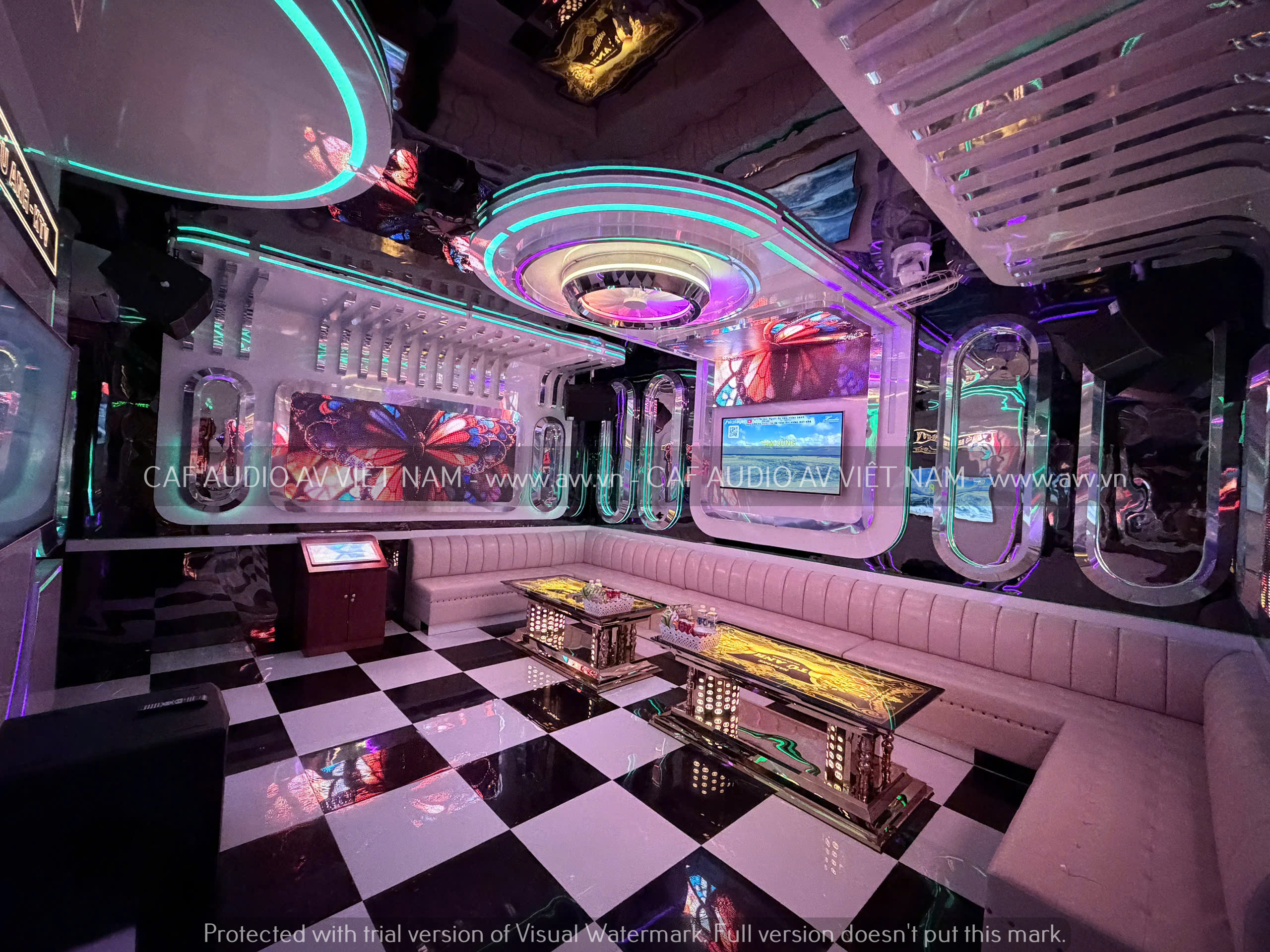 QUEEN-KARAOKE---CAF-AUDIO---AV-VIET-NAM---AM-THANH-CAF-AUDIO---LAP-DAT-LOA-KARAOKE--14