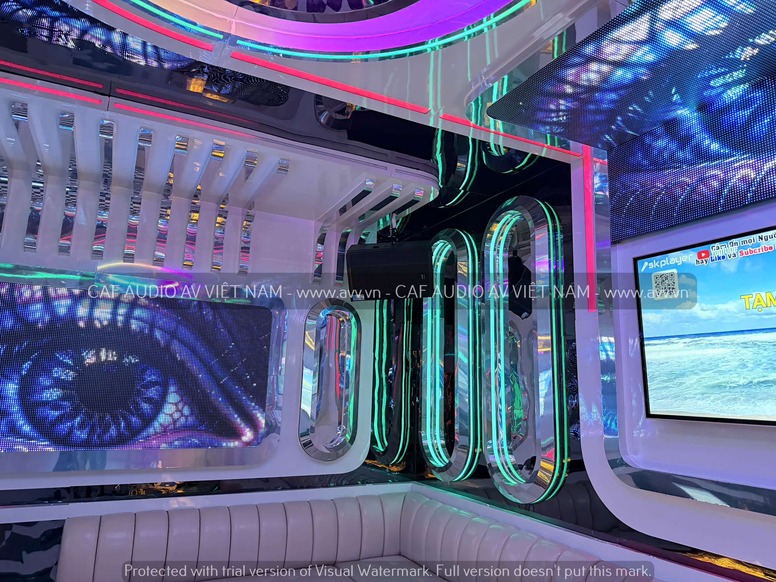 QUEEN-KARAOKE---CAF-AUDIO---AV-VIET-NAM---AM-THANH-CAF-AUDIO---LAP-DAT-LOA-KARAOKE--15