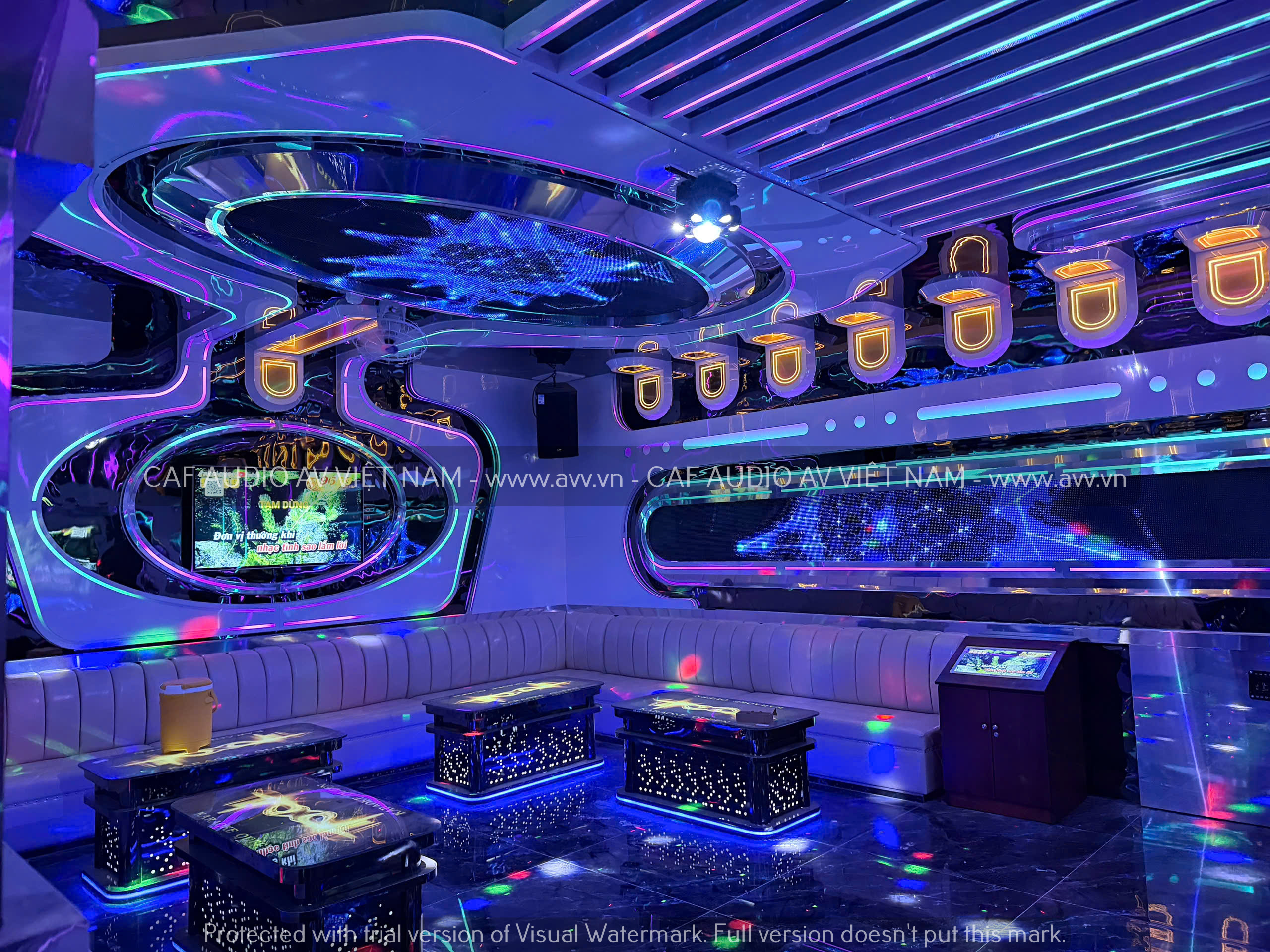 QUEEN-KARAOKE---CAF-AUDIO---AV-VIET-NAM---AM-THANH-CAF-AUDIO---LAP-DAT-LOA-KARAOKE--22